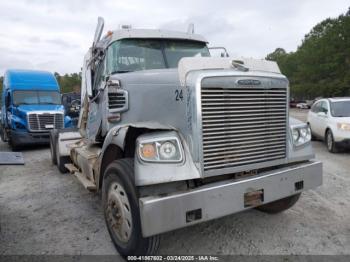  Salvage Freightliner 122sd