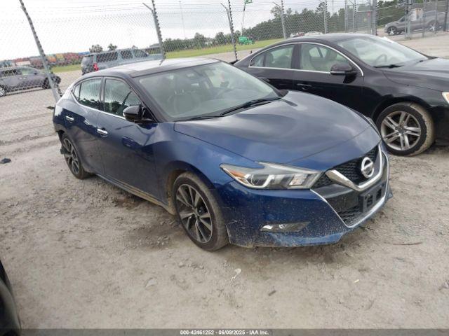  Salvage Nissan Maxima