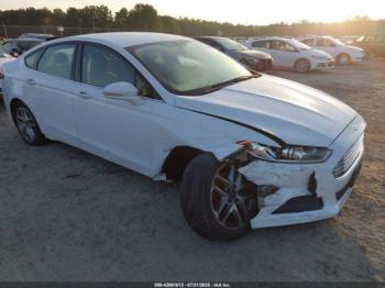  Salvage Ford Fusion