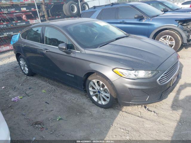  Salvage Ford Fusion