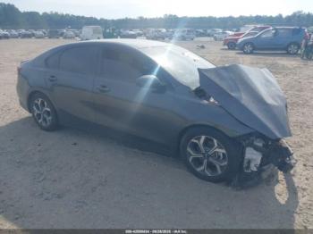  Salvage Kia Forte