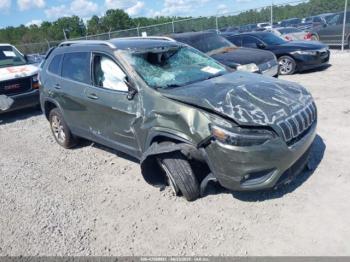  Salvage Jeep Cherokee