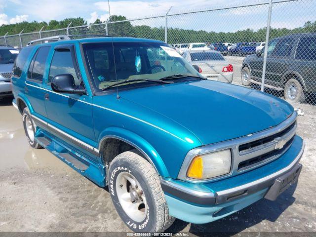  Salvage Chevrolet Blazer