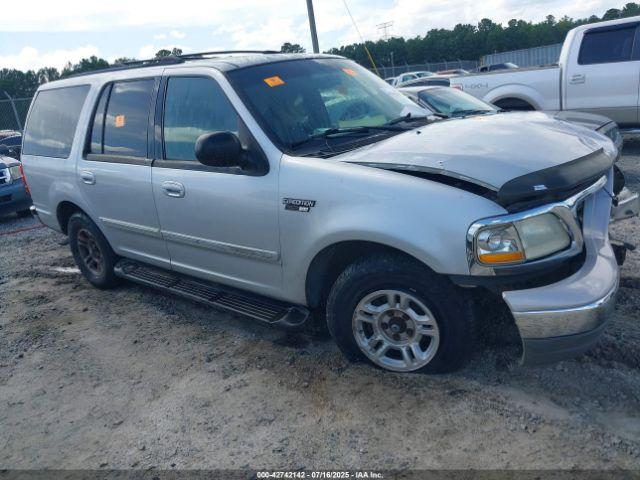  Salvage Ford Expedition