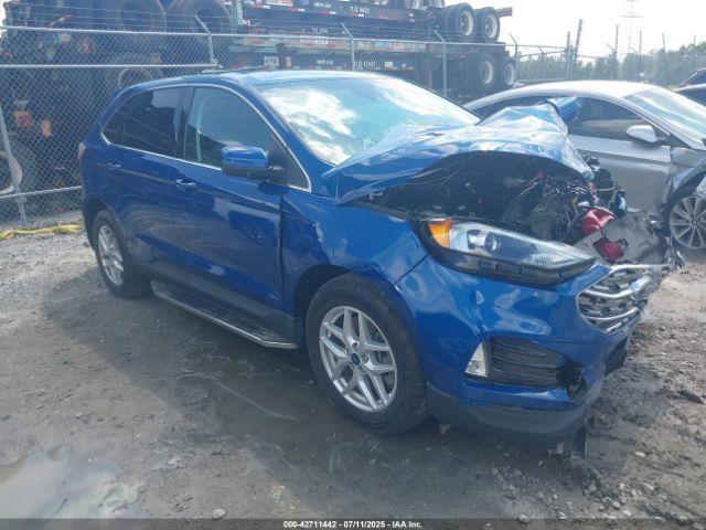  Salvage Ford Edge
