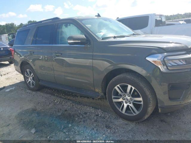  Salvage Ford Expedition