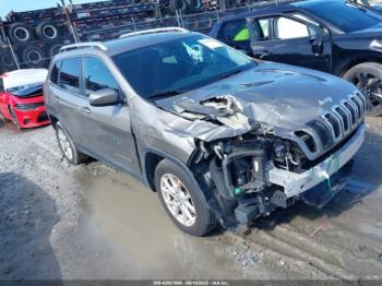  Salvage Jeep Cherokee