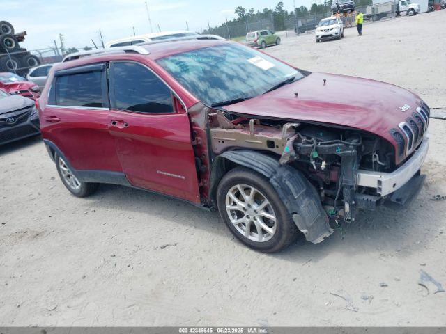  Salvage Jeep Cherokee