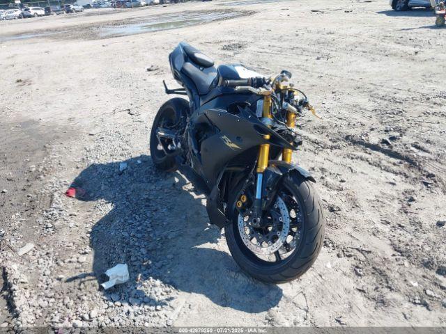  Salvage Yamaha Yzfr1