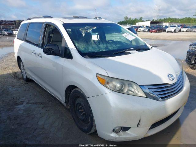  Salvage Toyota Sienna