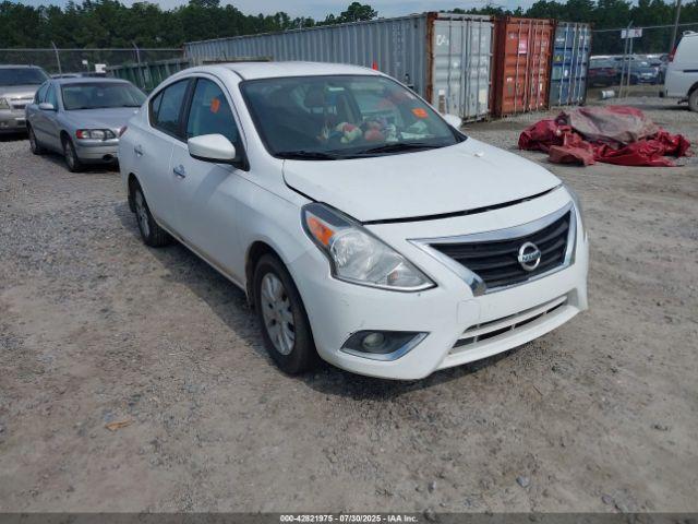  Salvage Nissan Versa