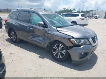  Salvage Nissan Pathfinder