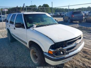  Salvage Chevrolet Blazer