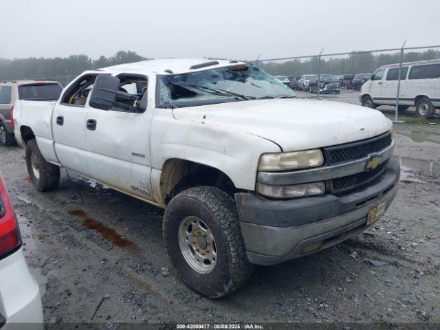  Salvage Chevrolet Silverado 2500