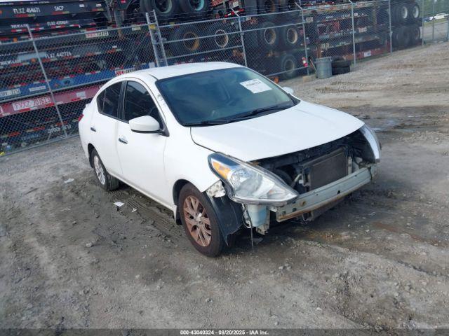 Salvage Nissan Versa