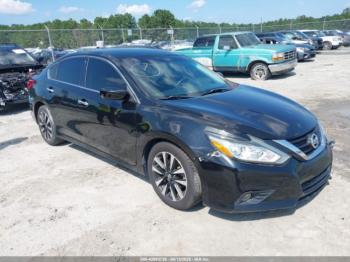  Salvage Nissan Altima