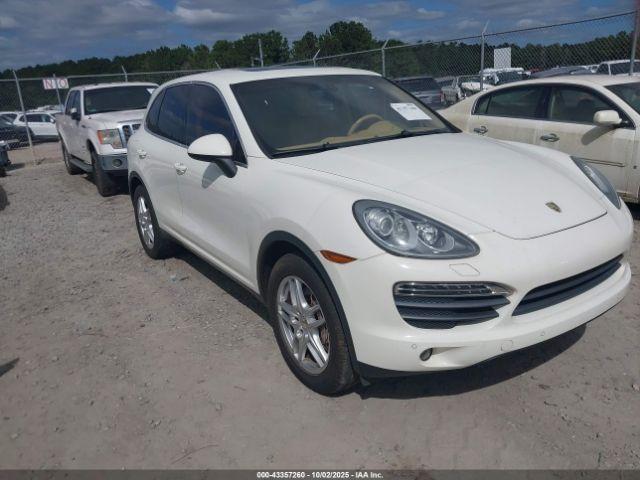  Salvage Porsche Cayenne