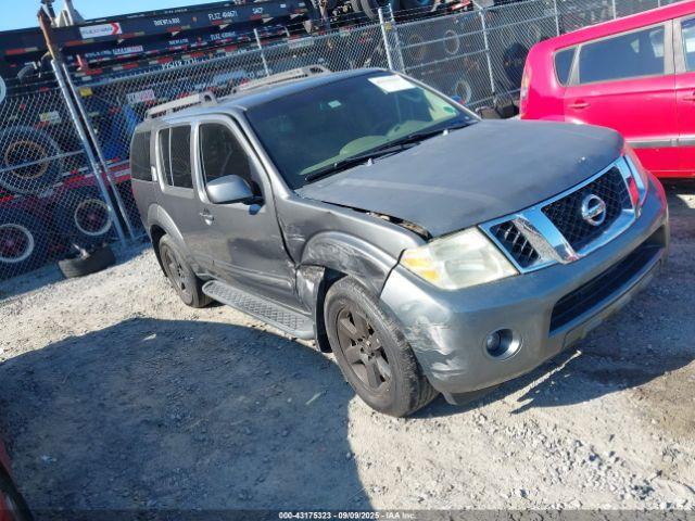  Salvage Nissan Pathfinder