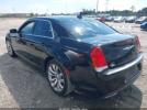 Chrysler 300 Limited Image 4