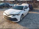 Toyota Camry Le Image 4