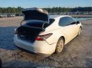 Toyota Camry Le Image 10