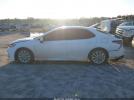Toyota Camry Le Image 3