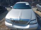 Lincoln Towncar Signature Limited Image 12