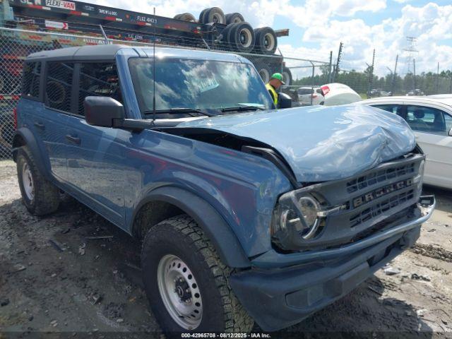  Salvage Ford Bronco
