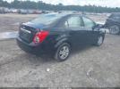 Chevrolet Sonic Lt Auto Image 9