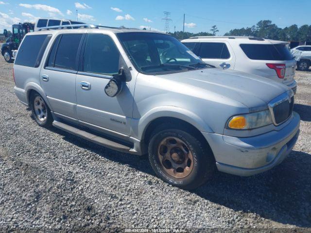 Salvage Lincoln Navigator