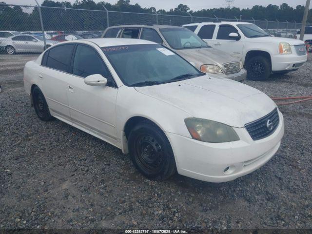  Salvage Nissan Altima