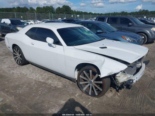  Salvage Dodge Challenger