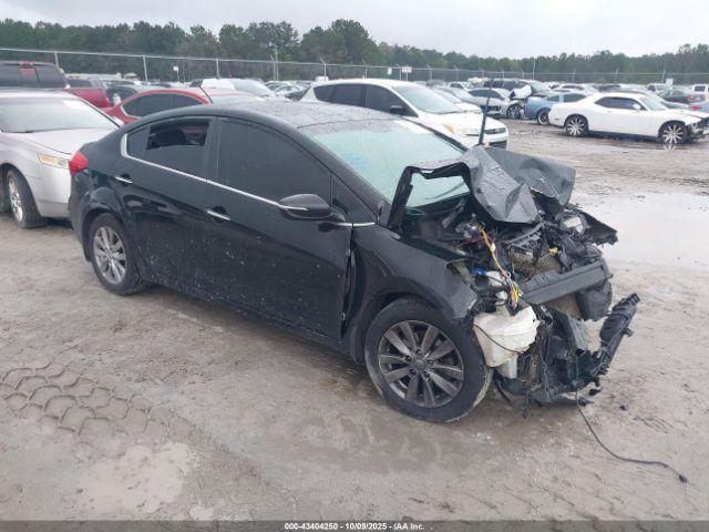  Salvage Kia Forte