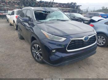  Salvage Toyota Highlander