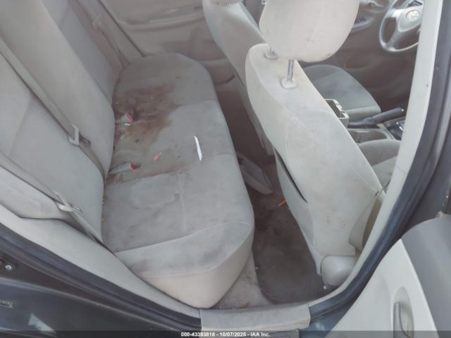 Toyota Corolla Le Image 2