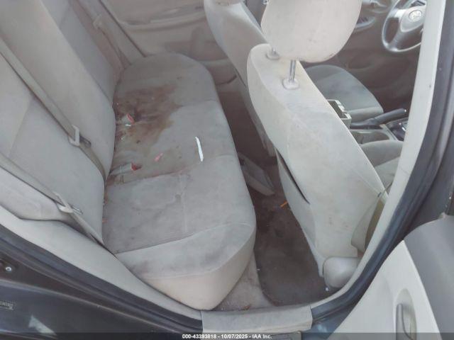 Toyota Corolla Le Image 2