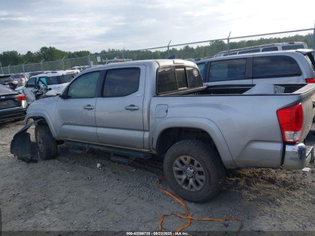 Toyota Tacoma Sr5 V6 Image 12