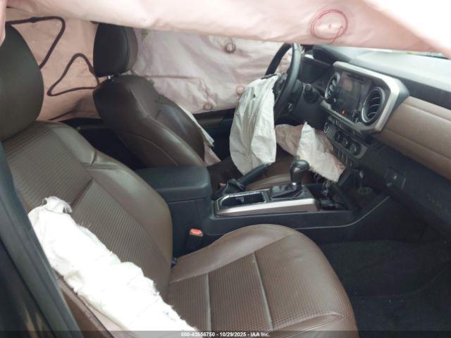 Toyota Tacoma Limited Image 4