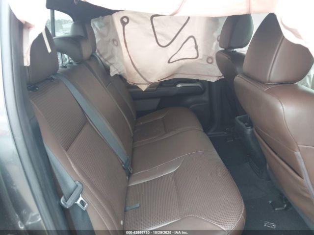 Toyota Tacoma Limited Image 11