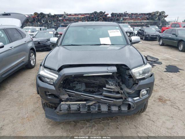 Toyota Tacoma Limited Image 14