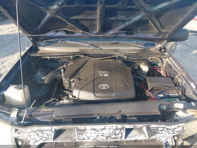 Toyota Tacoma Prerunner V6 Image 13