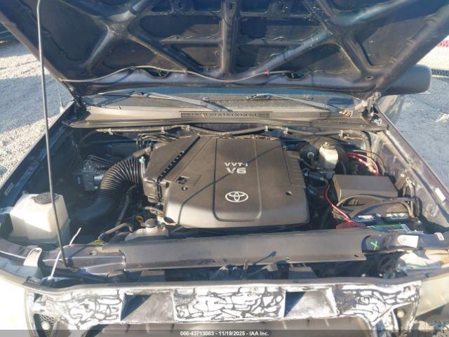 Toyota Tacoma Prerunner V6 Image 13