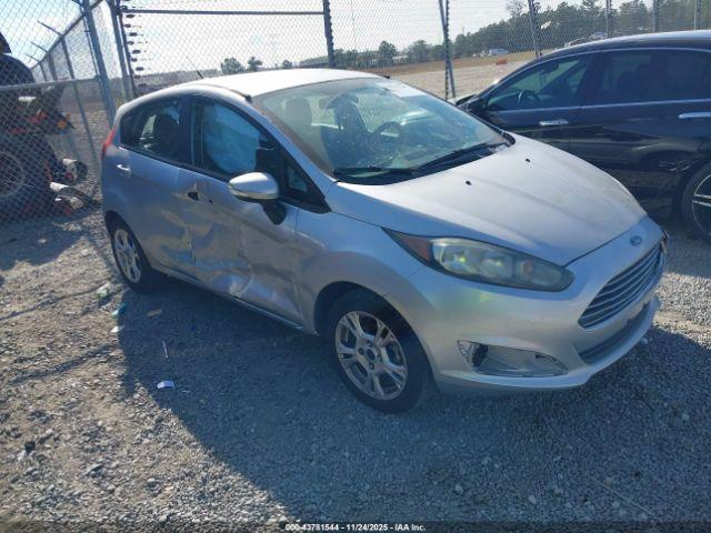  Salvage Ford Fiesta