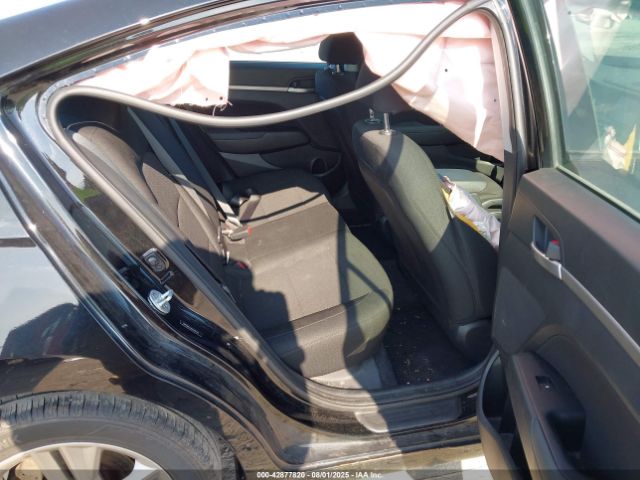 Hyundai ELANTRA Sel Image 16