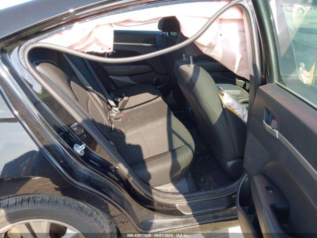 Hyundai ELANTRA Sel Image 16