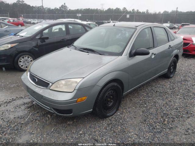 Ford Focus Zx4 Image 10