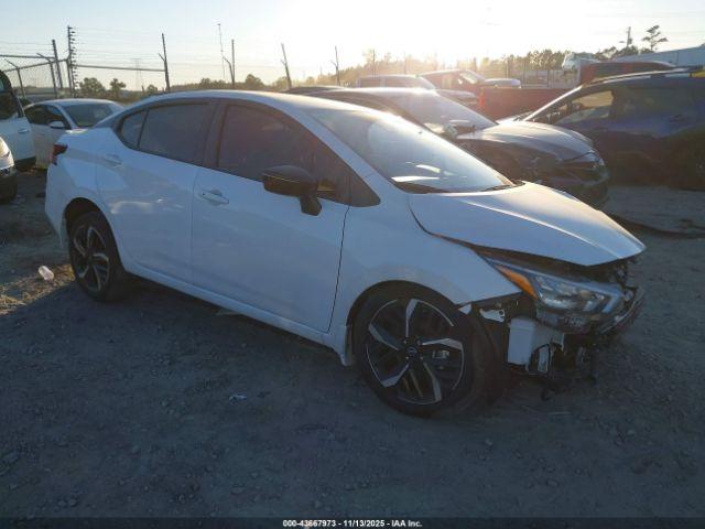  Salvage Nissan Versa
