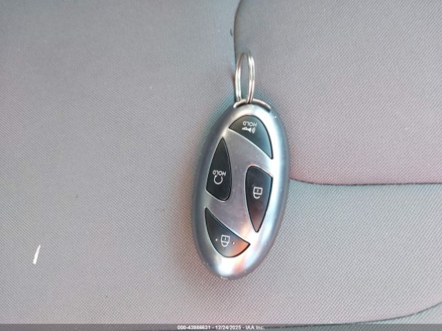 Hyundai ELANTRA Sel Convenience Image 7