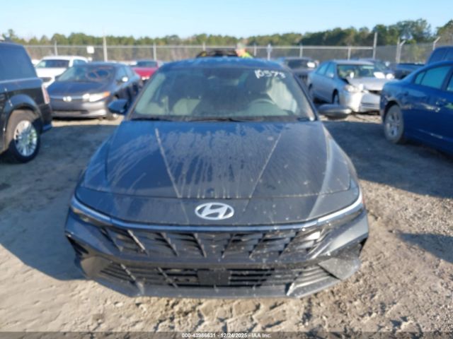Hyundai ELANTRA Sel Convenience Image 12