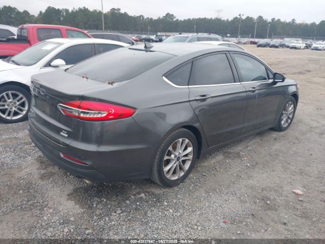 Ford Fusion Se Image 2